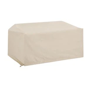 Naslovna na otvorenom kauču